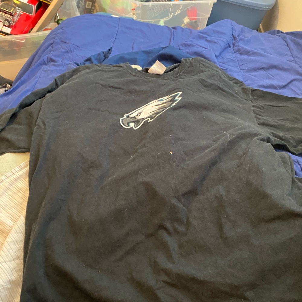 Philadelphia Eagles logo t shirt jersey